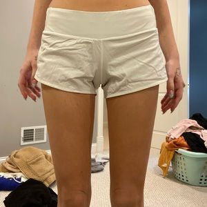LULULEMON SHORTS